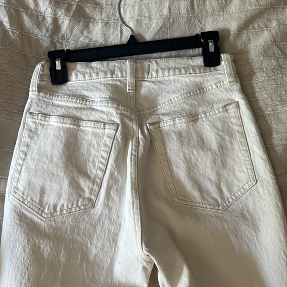 Abercrombie, the 90s straight ultra high-rise size 28 regular - Picture 3 of 3